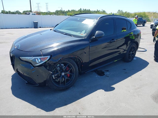 2020 Alfa Romeo Stelvio Ti Sport Awd მანქანა იყიდება აუქციონზე, vin: ZASPAKBN9L7C76261, აუქციონის ნომერი: 44932265
