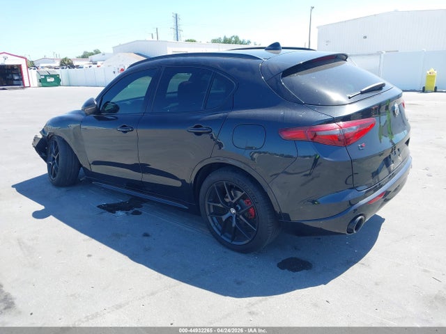 2020 Alfa Romeo Stelvio Ti Sport Awd მანქანა იყიდება აუქციონზე, vin: ZASPAKBN9L7C76261, აუქციონის ნომერი: 44932265