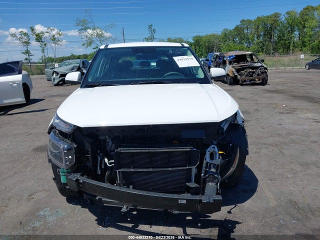 Продаж на аукціоні авто 2024 Hyundai Venue Se, vin: KMHRB8A3XRU282450, номер лоту: 44932270