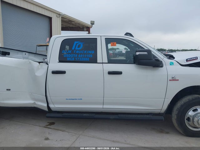 44932290 :رقم المزاد ، 3C63RRGL2TG194593 vin ، 2026 Ram 3500 Tradesman  4x4 8' Box مزاد بيع