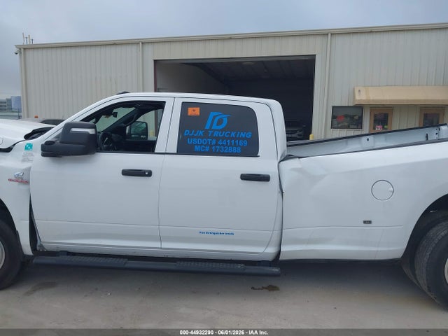 44932290 :رقم المزاد ، 3C63RRGL2TG194593 vin ، 2026 Ram 3500 Tradesman  4x4 8' Box مزاد بيع
