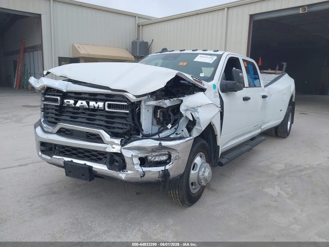 44932290 :رقم المزاد ، 3C63RRGL2TG194593 vin ، 2026 Ram 3500 Tradesman  4x4 8' Box مزاد بيع