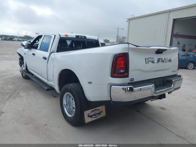 44932290 :رقم المزاد ، 3C63RRGL2TG194593 vin ، 2026 Ram 3500 Tradesman  4x4 8' Box مزاد بيع