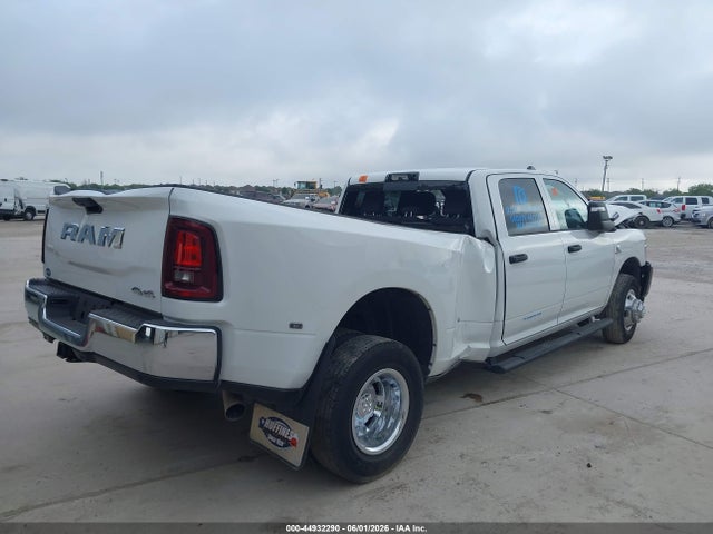 44932290 :رقم المزاد ، 3C63RRGL2TG194593 vin ، 2026 Ram 3500 Tradesman  4x4 8' Box مزاد بيع