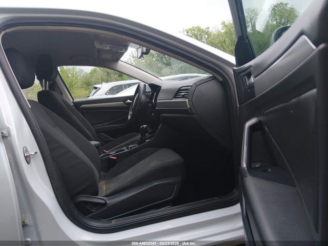 Aukcja sprzedaży 2019 Volkswagen Jetta 1.4t R-line/1.4t S/1.4t Se, vin: 3VWC57BU0KM091677, numer aukcji: 44932343