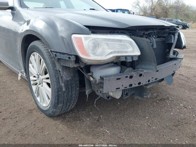Продаж на аукціоні авто 2013 Chrysler 300c Awd, vin: 2C3CCAKT6DH599557, номер лоту: 44932346