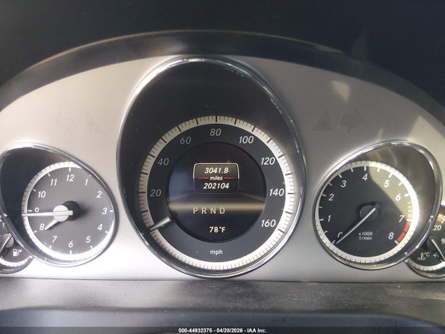 Продажа на аукционе авто 2013 Mercedes-benz E 350, vin: WDDKJ5KB8DF196876, номер лота: 44932375