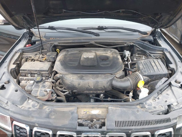 Продажа на аукционе авто 2019 Jeep Grand Cherokee Limited 4x2, vin: 1C4RJEBG5KC558150, номер лота: 44932380