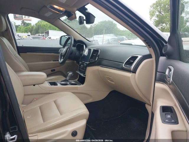 Продажа на аукционе авто 2019 Jeep Grand Cherokee Limited 4x2, vin: 1C4RJEBG5KC558150, номер лота: 44932380
