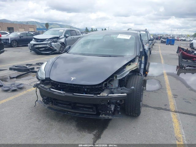 2023 Tesla Model 3 Rear-wheel Drive მანქანა იყიდება აუქციონზე, vin: 5YJ3E1EA3PF623825, აუქციონის ნომერი: 44932430