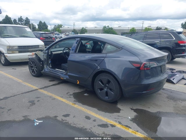 2023 Tesla Model 3 Rear-wheel Drive მანქანა იყიდება აუქციონზე, vin: 5YJ3E1EA3PF623825, აუქციონის ნომერი: 44932430
