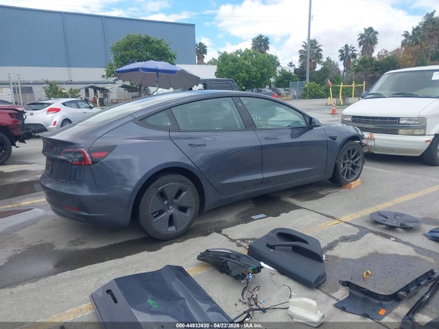 2023 Tesla Model 3 Rear-wheel Drive მანქანა იყიდება აუქციონზე, vin: 5YJ3E1EA3PF623825, აუქციონის ნომერი: 44932430