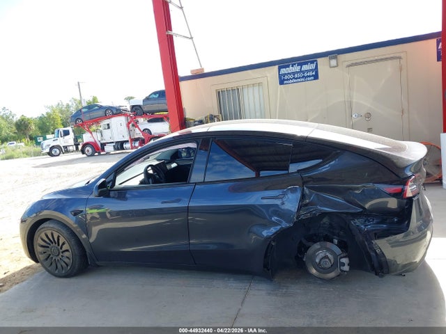 7SAYGDEE6RA254210 Tesla Model Y Long Range Dual Motor All-wheel Drive