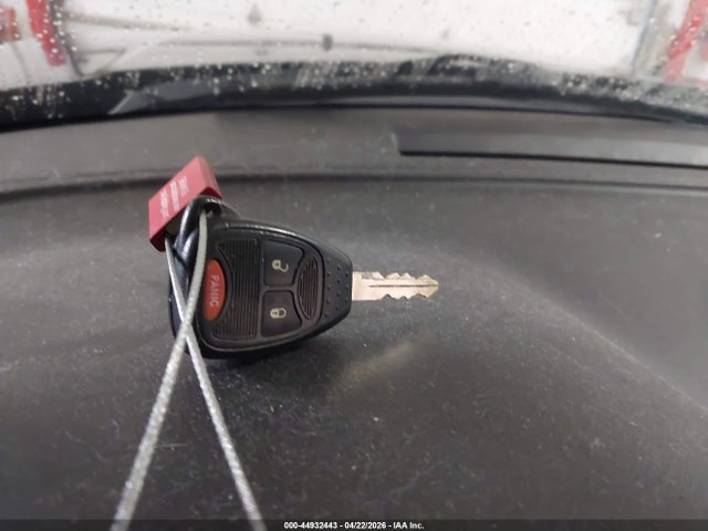 44932443 :رقم المزاد ، 1C4NJRBB0FD321205 vin ، 2015 Jeep Patriot Sport مزاد بيع