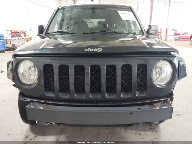 44932443 :رقم المزاد ، 1C4NJRBB0FD321205 vin ، 2015 Jeep Patriot Sport مزاد بيع