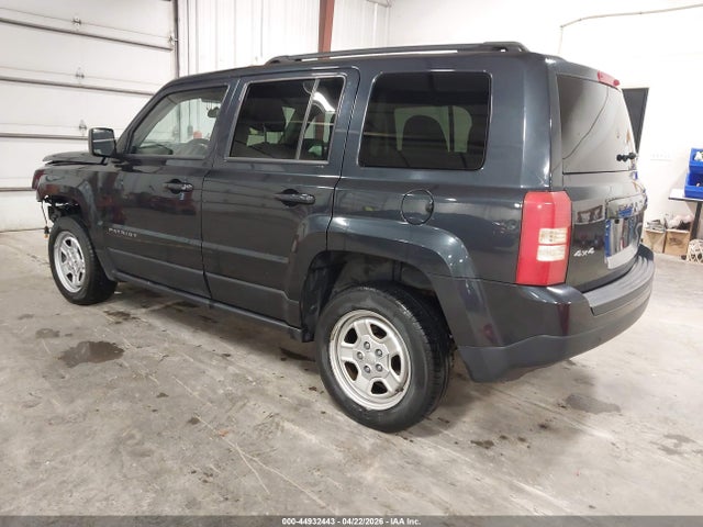 44932443 :رقم المزاد ، 1C4NJRBB0FD321205 vin ، 2015 Jeep Patriot Sport مزاد بيع