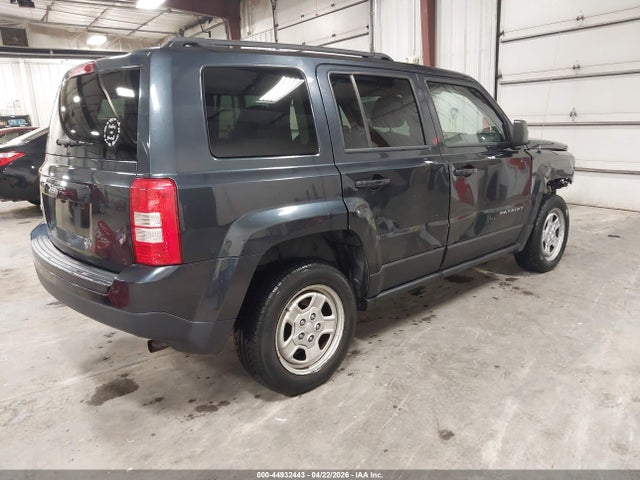 44932443 :رقم المزاد ، 1C4NJRBB0FD321205 vin ، 2015 Jeep Patriot Sport مزاد بيع