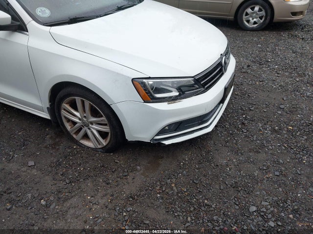 Aukcja sprzedaży 2015 Volkswagen Jetta 1.8t Sel, vin: 3VWL17AJ1FM335314, numer aukcji: 44932445