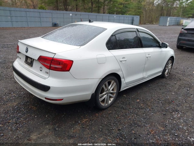Aukcja sprzedaży 2015 Volkswagen Jetta 1.8t Sel, vin: 3VWL17AJ1FM335314, numer aukcji: 44932445