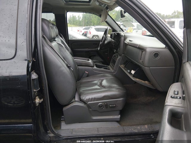 Продажа на аукционе авто 2005 Chevrolet Silverado 1500 Lt, vin: 2GCEC19N451312349, номер лота: 44932451
