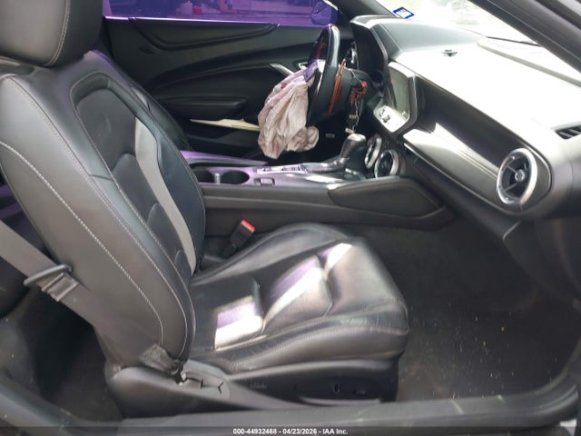 44932468 :رقم المزاد ، 1G1FH1R77H0142410 vin ، 2017 Chevrolet Camaro 2ss مزاد بيع