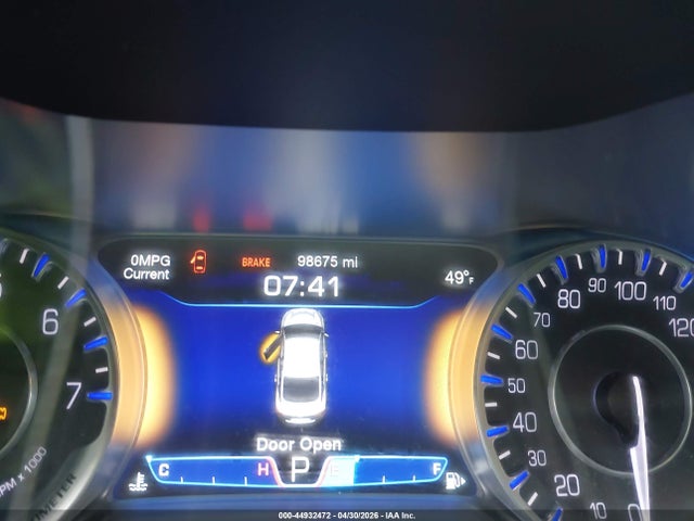 Продажа на аукционе авто 2015 Chrysler 200 C, vin: 1C3CCCCB0FN501280, номер лота: 44932472