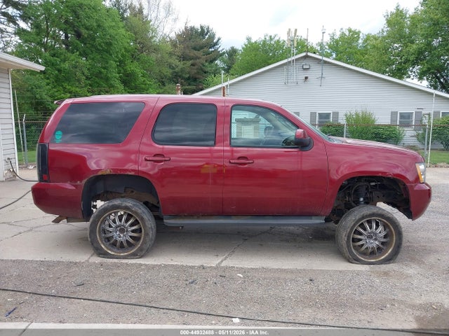2010 Chevrolet Tahoe Lt მანქანა იყიდება აუქციონზე, vin: 1GNUKBE08AR236240, აუქციონის ნომერი: 44932488