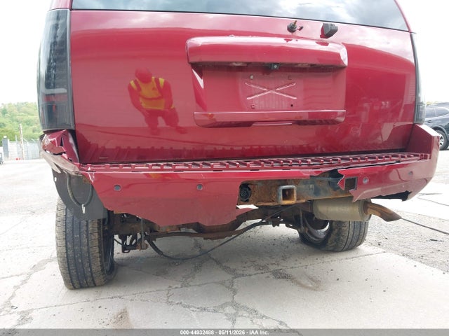 2010 Chevrolet Tahoe Lt მანქანა იყიდება აუქციონზე, vin: 1GNUKBE08AR236240, აუქციონის ნომერი: 44932488
