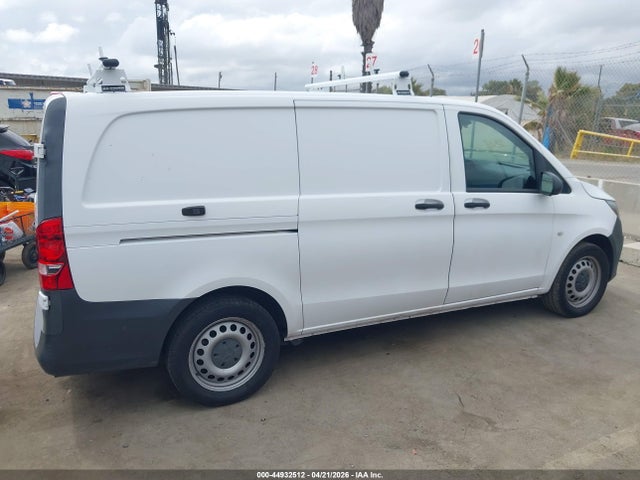 44932512 :رقم المزاد ، WD3PG2EA2G3108789 vin ، 2016 Mercedes-benz Metris مزاد بيع
