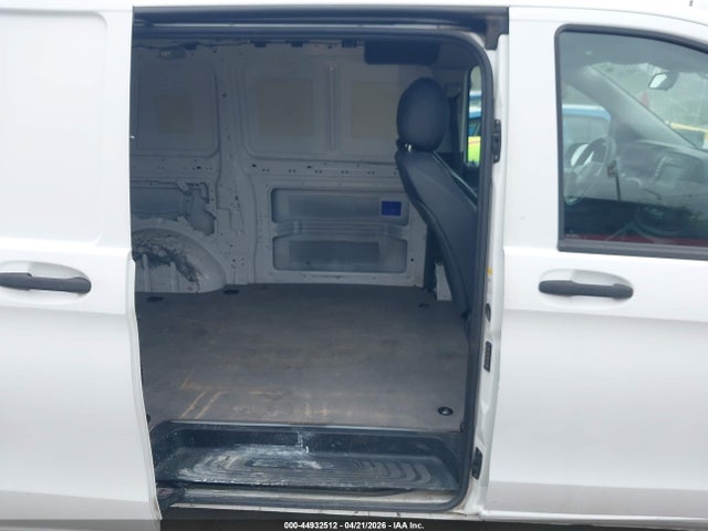 44932512 :رقم المزاد ، WD3PG2EA2G3108789 vin ، 2016 Mercedes-benz Metris مزاد بيع