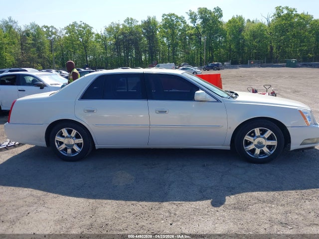 Продажа на аукционе авто 2006 Cadillac Dts Standard, vin: 1G6KD57YX6U229912, номер лота: 44932528