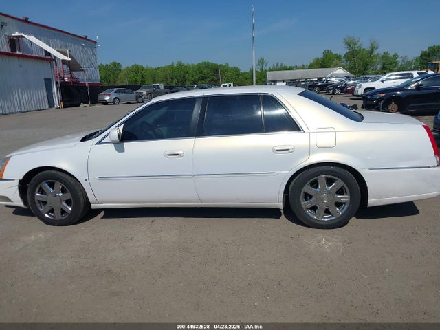 Продажа на аукционе авто 2006 Cadillac Dts Standard, vin: 1G6KD57YX6U229912, номер лота: 44932528