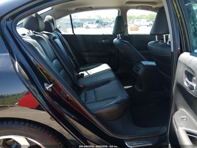 Aukcja sprzedaży 2017 Honda Accord Ex-l V6, vin: 1HGCR3F81HA018354, numer aukcji: 44932533