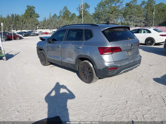 Продаж на аукціоні авто 2022 Volkswagen Taos 1.5t S, vin: 3VVCX7B27NM096232, номер лоту: 44932554
