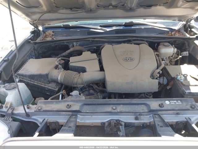 3TMCZ5AN1KM232164 Toyota Tacoma Trd Off Road