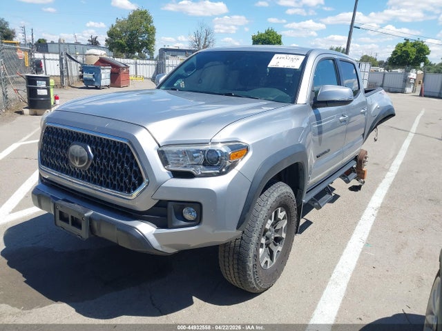 3TMCZ5AN1KM232164 Toyota Tacoma Trd Off Road