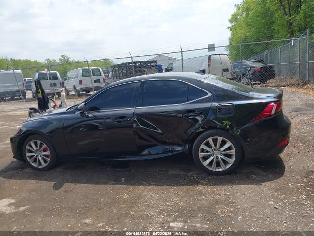 2014 Lexus Is 250 მანქანა იყიდება აუქციონზე, vin: JTHCF1D25E5003482, აუქციონის ნომერი: 44932573