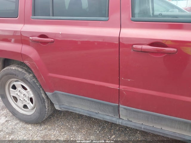 1C4NJPBB5FD203963 Jeep Patriot Sport