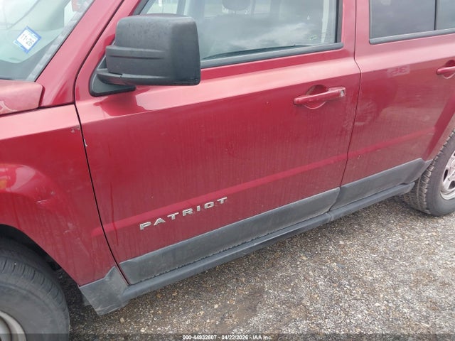 1C4NJPBB5FD203963 Jeep Patriot Sport