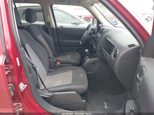 1C4NJPBB5FD203963 Jeep Patriot Sport