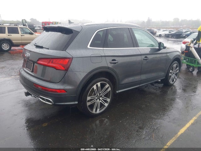 44932669 :رقم المزاد ، WA1A4AFY3J2134576 vin ، 2018 Audi Sq5 3.0t Premium Plus مزاد بيع