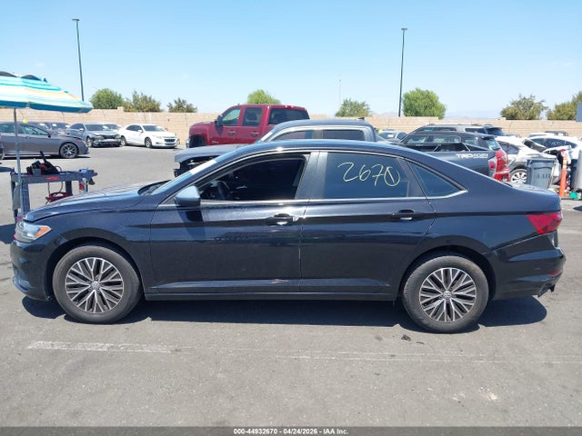 2021 Volkswagen Jetta 1.4t R-line/1.4t S მანქანა იყიდება აუქციონზე, vin: 3VWN57BU9MM084531, აუქციონის ნომერი: 44932670