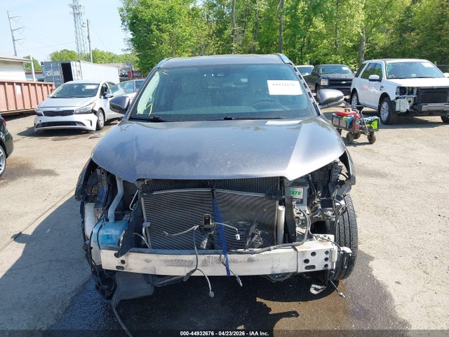 Продажа на аукционе авто 2019 Toyota Highlander Xle, vin: 5TDJZRFH7KS610439, номер лота: 44932676