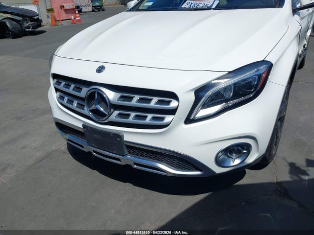 WDCTG4EBXKU009594 Mercedes-Benz GLA 250