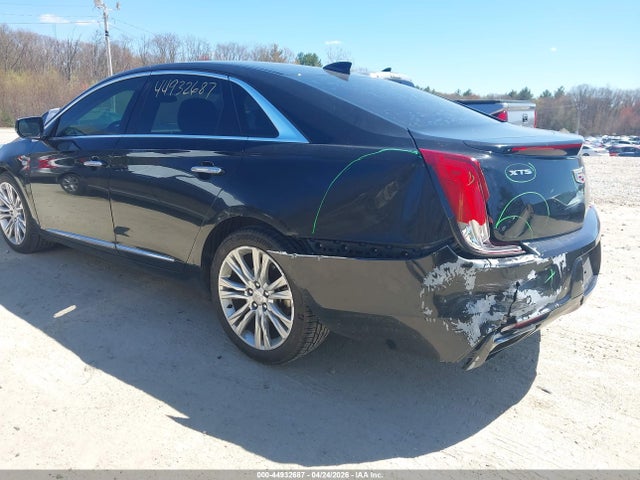 44932687 :رقم المزاد ، 2G61M5S32K9131018 vin ، 2019 Cadillac Xts Luxury مزاد بيع