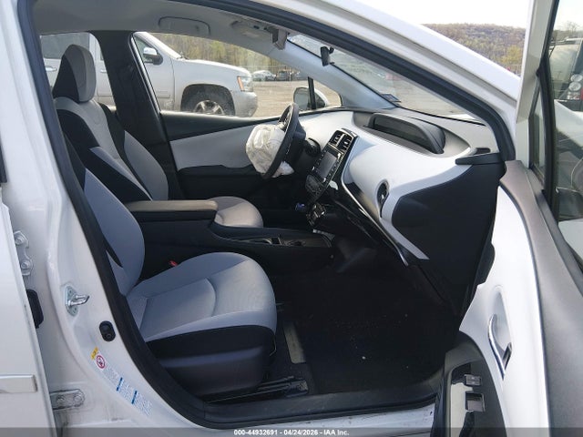 Продажа на аукционе авто 2020 Toyota Prius Le Awd-e, vin: JTDL9RFU3L3020599, номер лота: 44932691