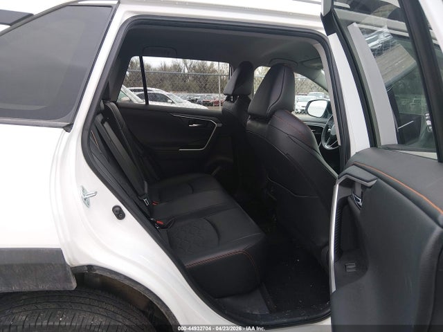 2T3J1RFV8RW466857 Toyota Rav4 Adventure