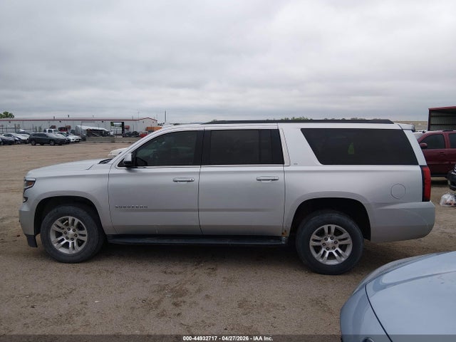 Продажа на аукционе авто 2017 Chevrolet Suburban Lt, vin: 1GNSKHKC2HR159836, номер лота: 44932717