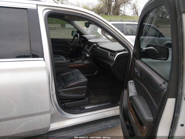 Продажа на аукционе авто 2017 Chevrolet Suburban Lt, vin: 1GNSKHKC2HR159836, номер лота: 44932717