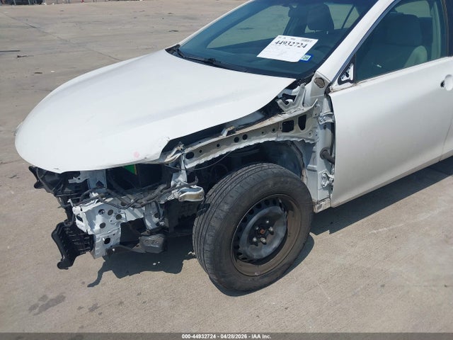 Toyota CAMRY LE 2017 4T1BF1FK2HU443580 Image 6